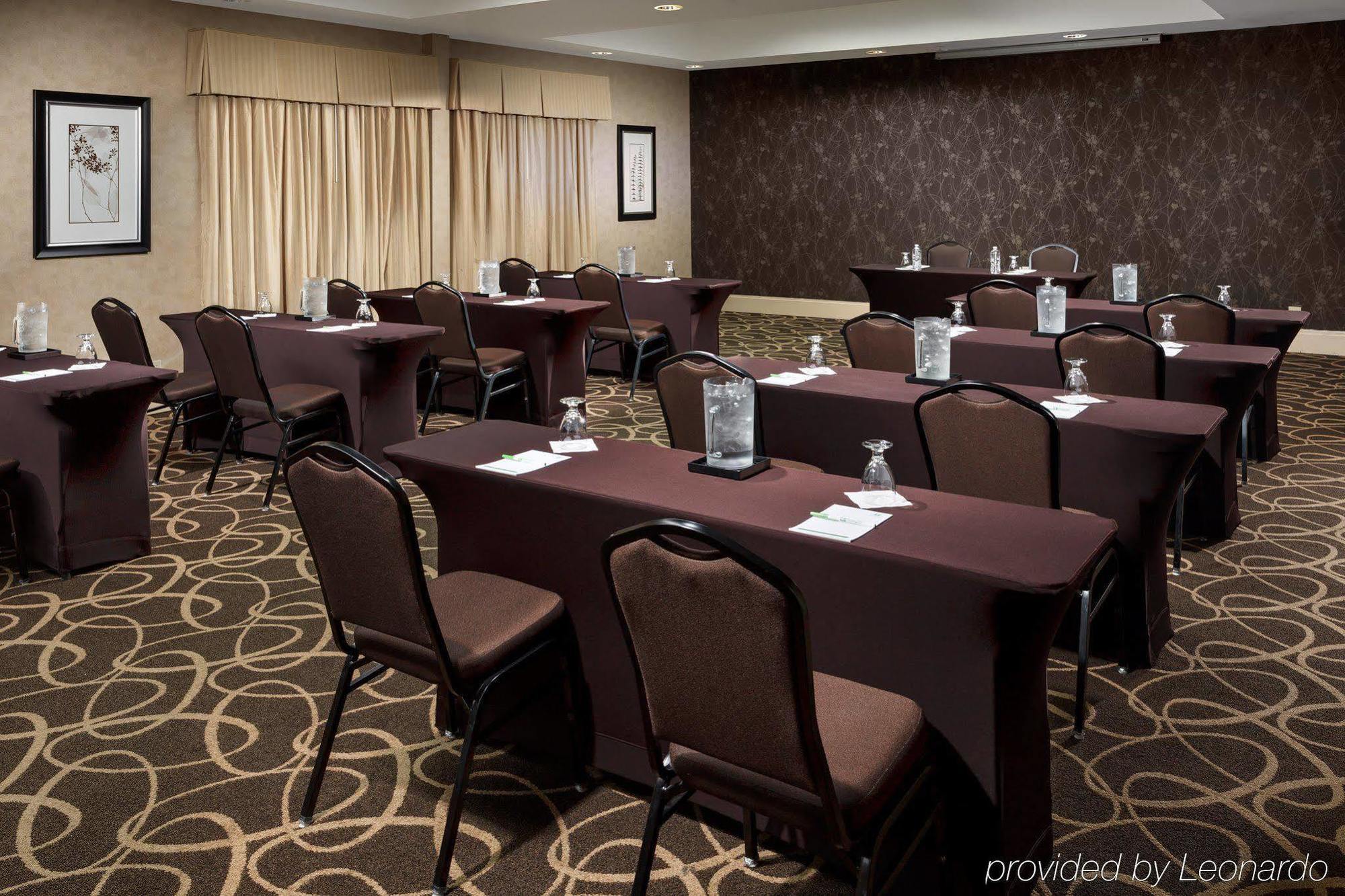 Holiday Inn & Suites Raleigh Cary By Ihg Esterno foto